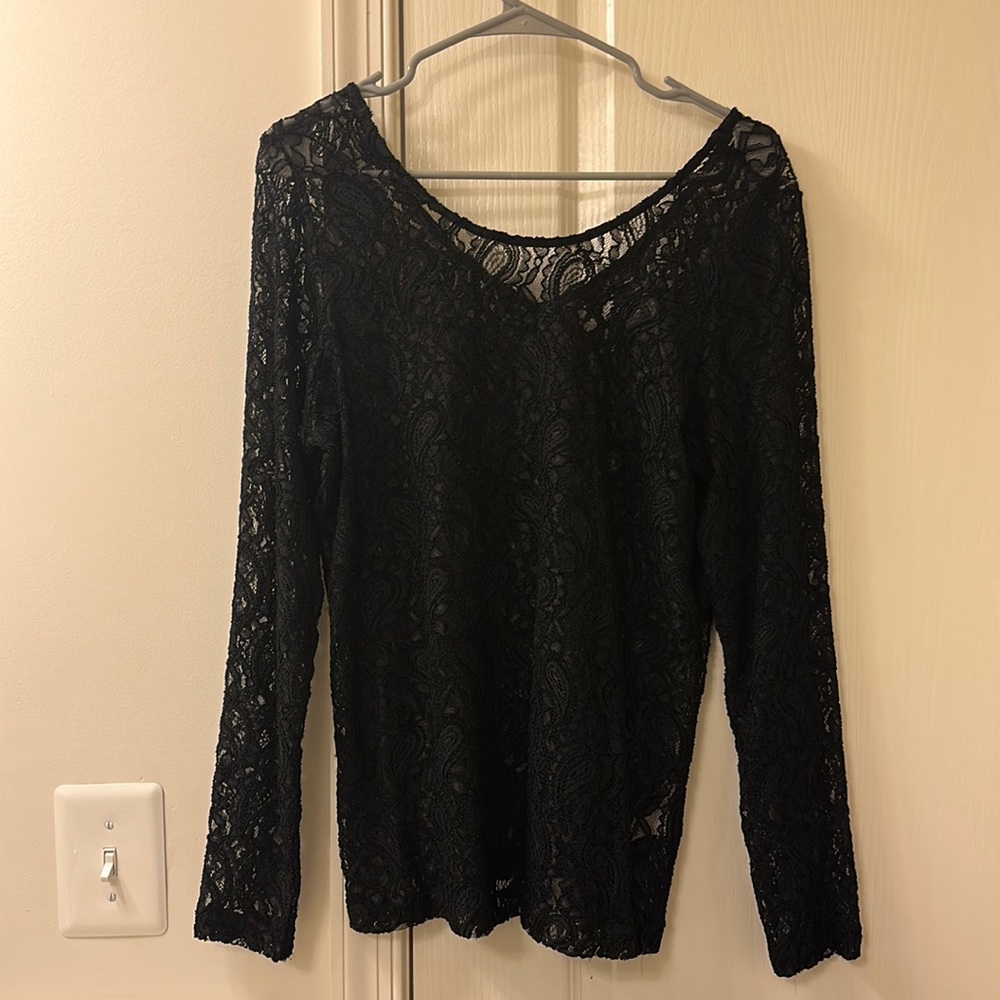 lace outline blouse